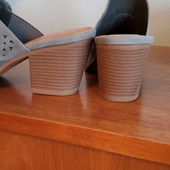 Cute grey mules NWT - Picture 4 of 6